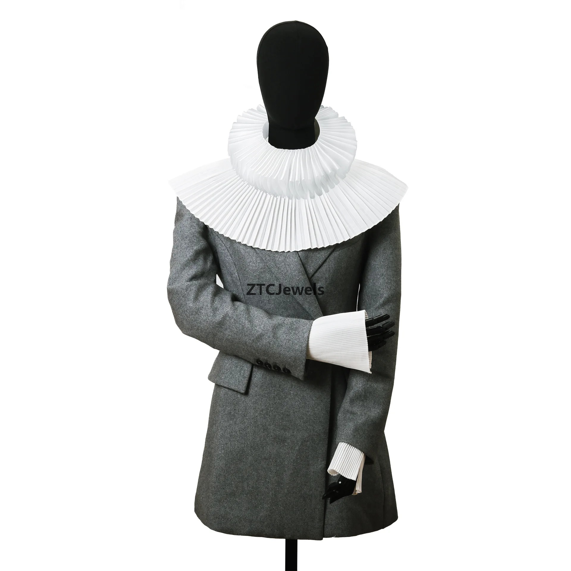Collare Finto Staccabile a For - Detachable Cosplay Prop recensione e prezzo