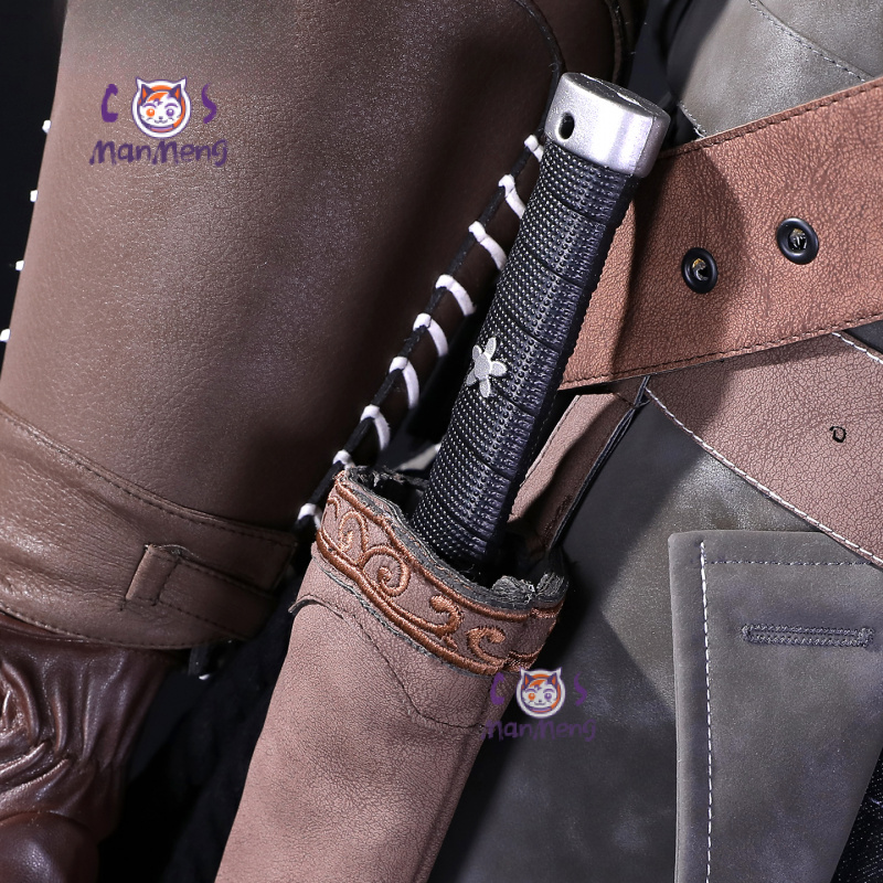 Ludwig Hunter Yarntown Costume - Bloodborne Cosplay Prop recensione e prezzo