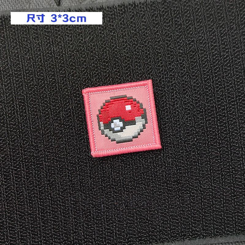Toppe Ricamate Pixel di Pokémo - Pokeball Cosplay Prop recensione e prezzo
